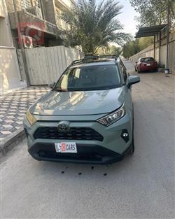 تۆیۆتا ڕاڤ 4